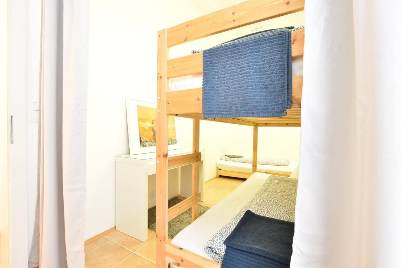 Riesiges Zentrales Apartment Mit Parkplatz Innsbruck Exterior foto
